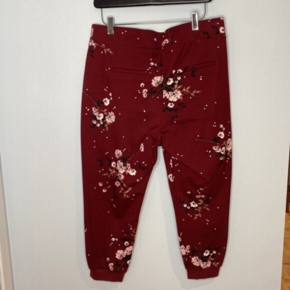 Torrid Women Burgundy All Over Floral Print Trousers Size 00 - Picture 8 of 12